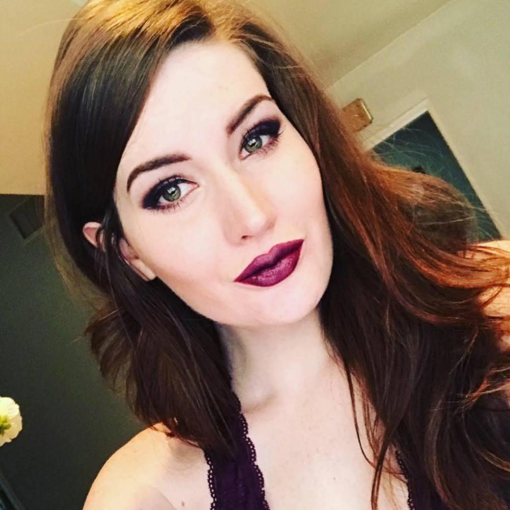 Meet your Posher, Christiana